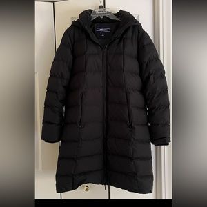 Lands End women 80% down,  20% feathers  warm winter coat.  Size medium